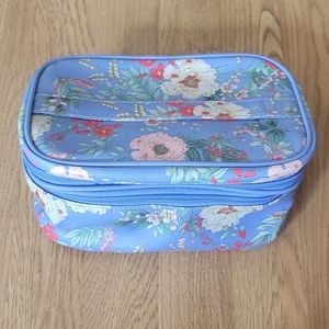 Yumi Kim Floral Travel/Makeup Case, Periwinkle